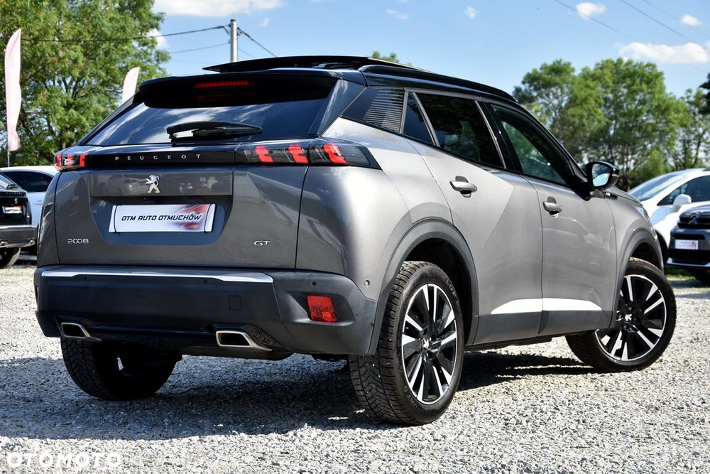 Peugeot 2008 PureTech 130 EAT8 GT - 8