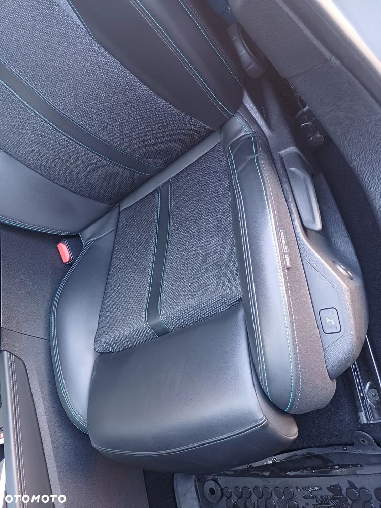 Peugeot 308 1.5 BlueHDi Allure Pack S&S EAT8 - 25