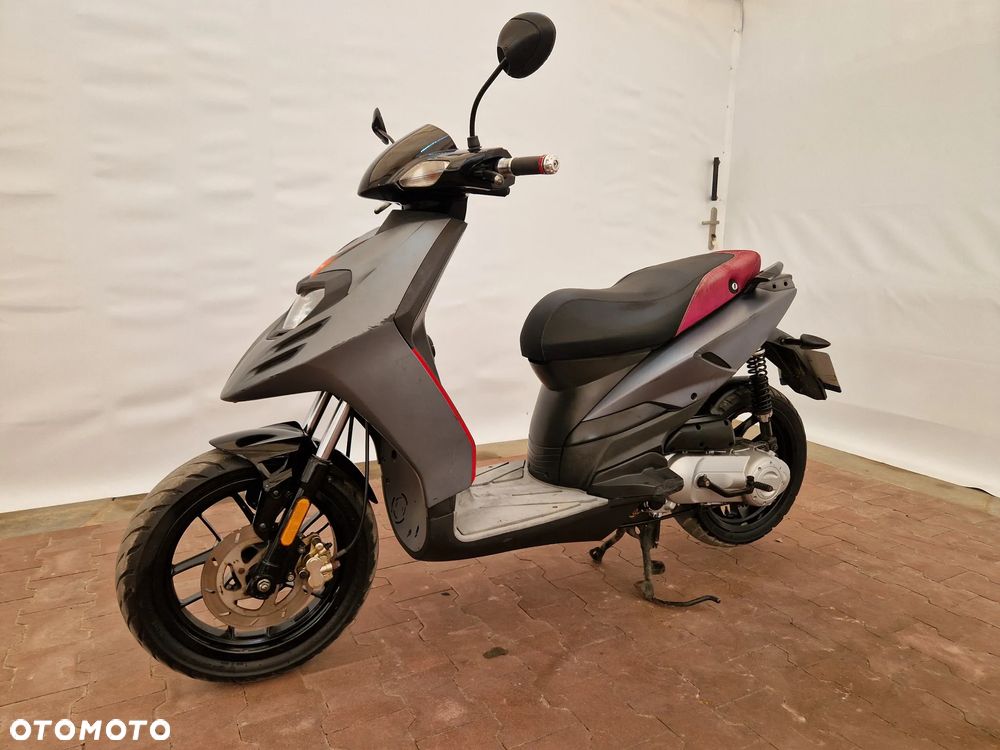 Aprilia SR - 5