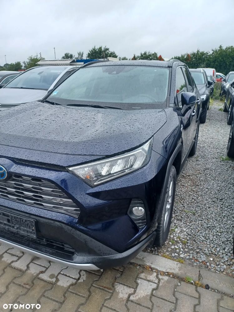 Toyota RAV4 - 4