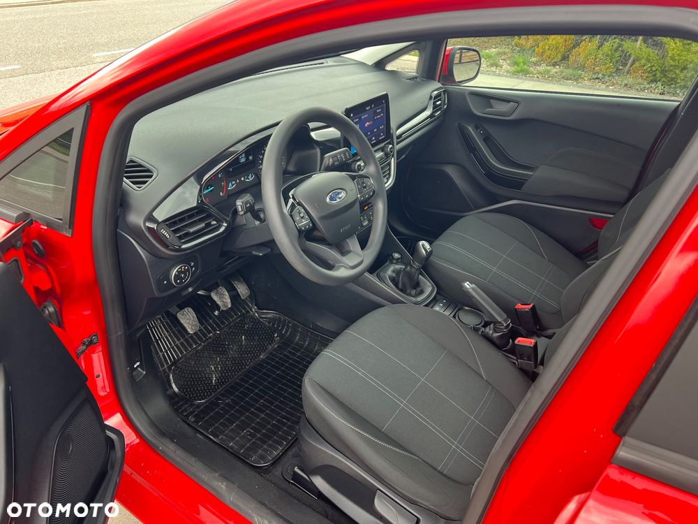 Ford Fiesta 1.1 S&S TITANIUM - 10
