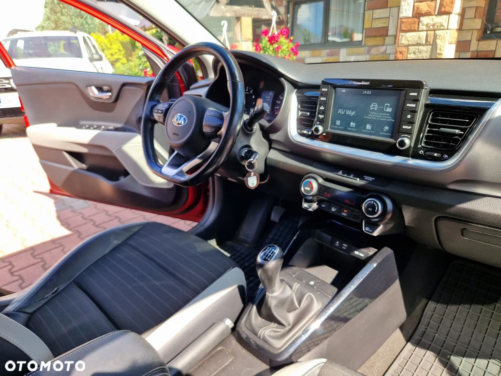 Kia Stonic 1.4 L - 27