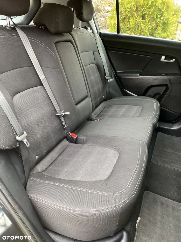 Kia Sportage 2.0 CVVT 2WD Attract - 16