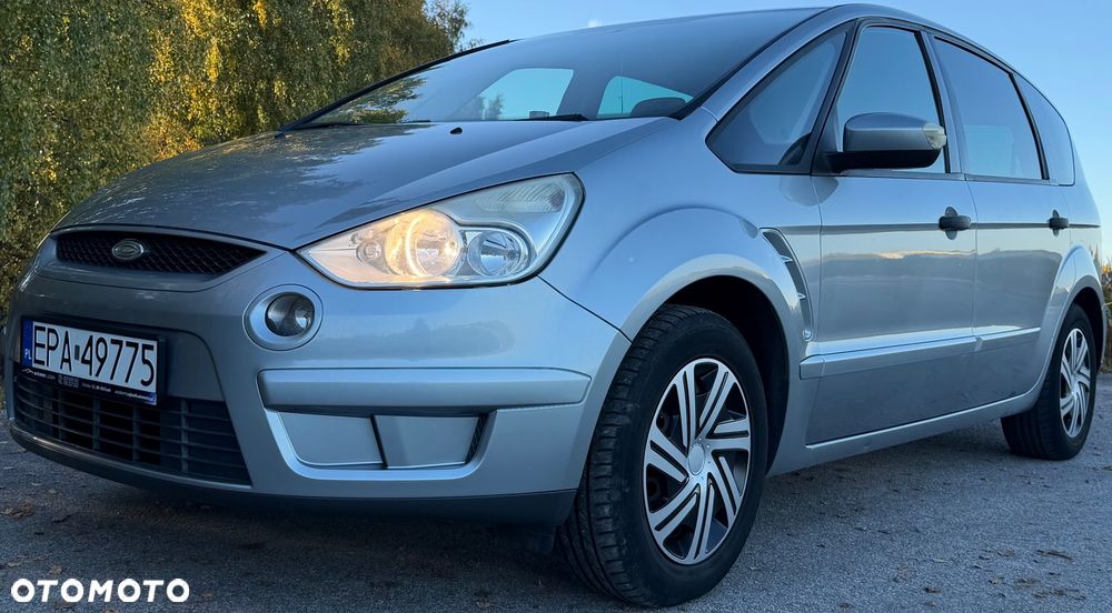 Ford S-Max - 18