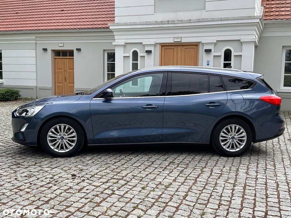 Ford Focus 1.5 EcoBlue Start-Stopp-System TITANIUM STYLE - 24
