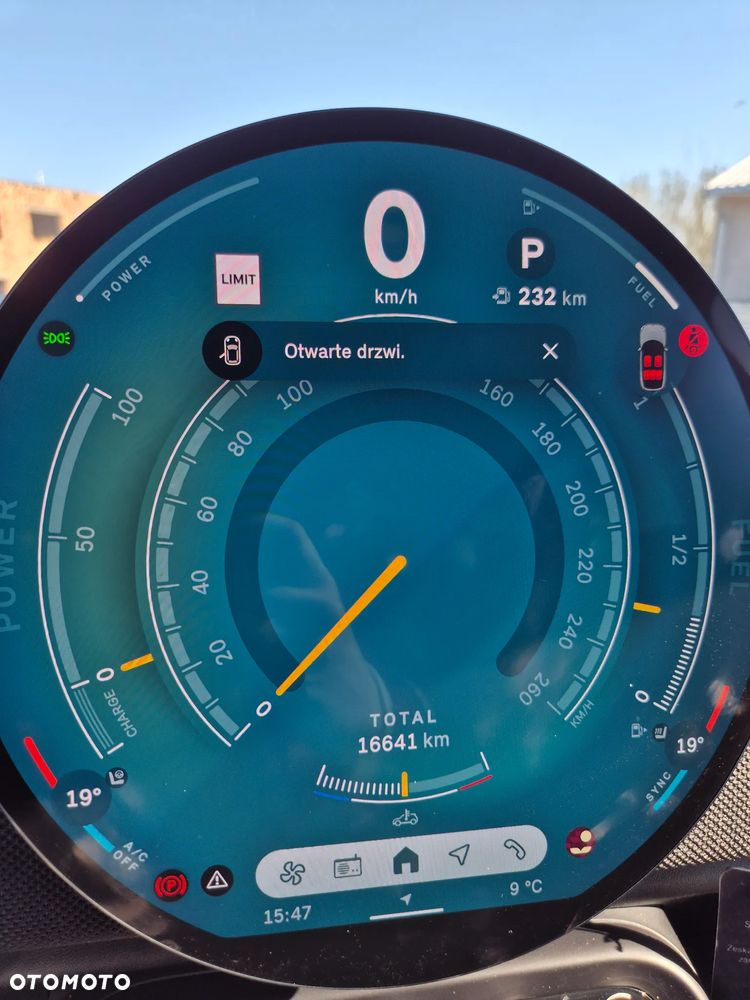 MINI Countryman S ALL4 Classic Trim - 11