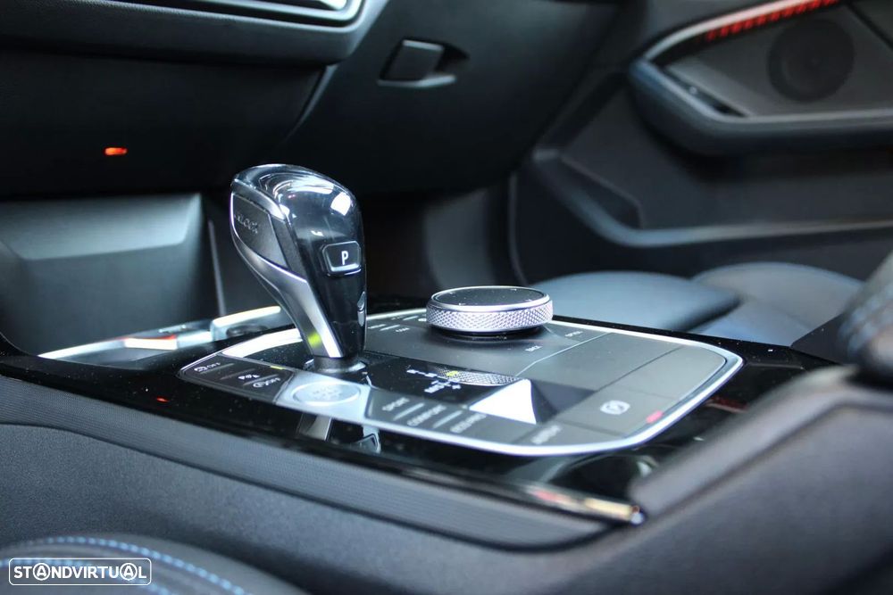 BMW 116 d Pack Desportivo M Auto - 20