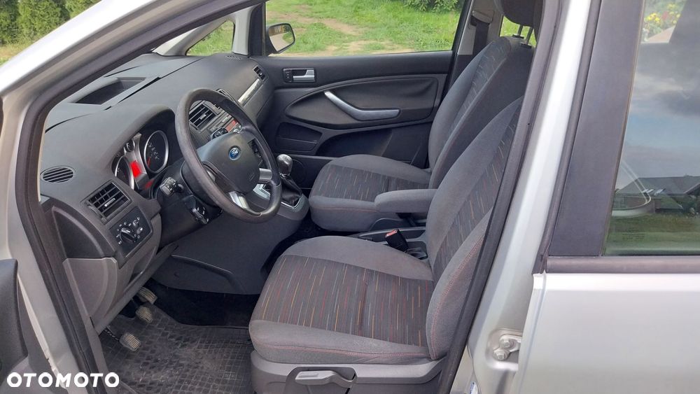 Ford C-MAX - 11