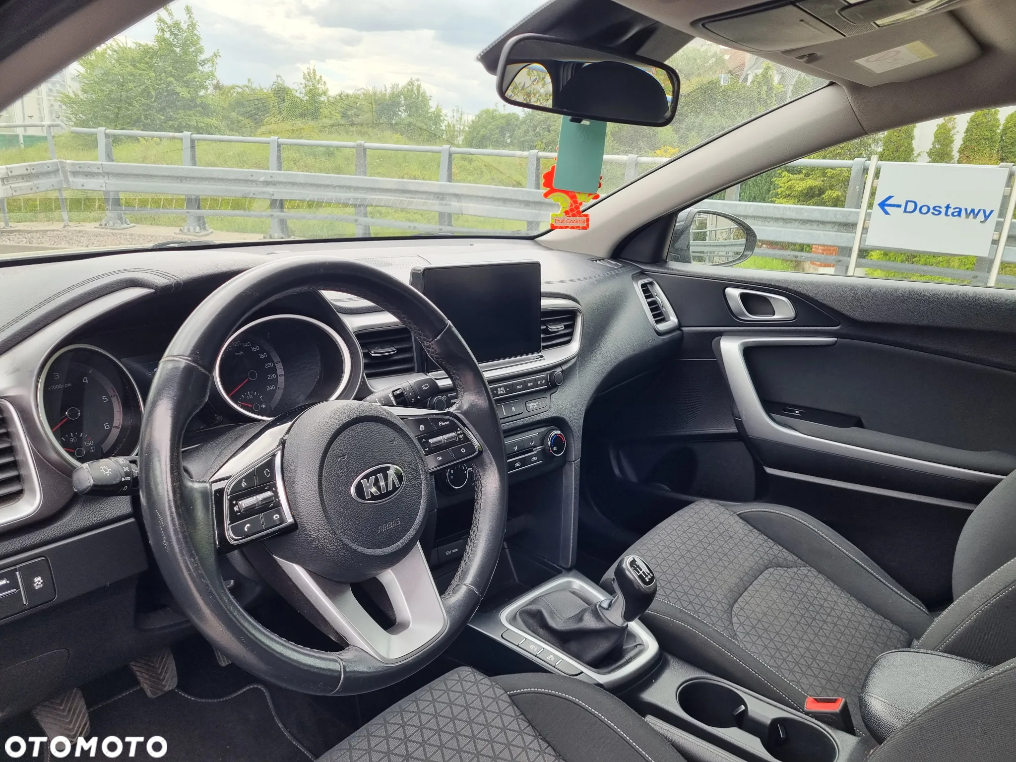 Kia Ceed - 9