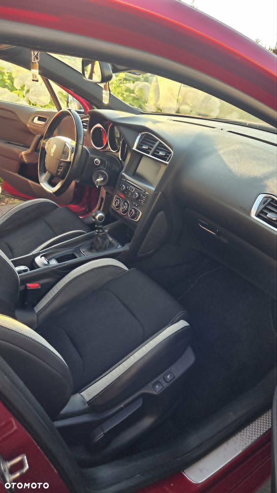 Citroën DS4 1.6 HDi SoChic - 14