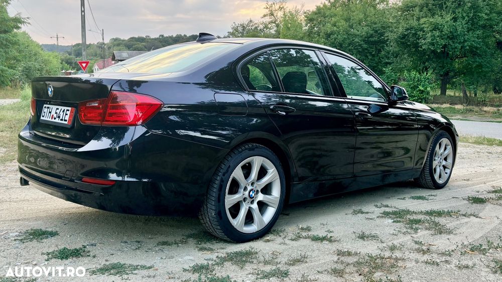 BMW Seria 3 320d xDrive Sport Line - 7