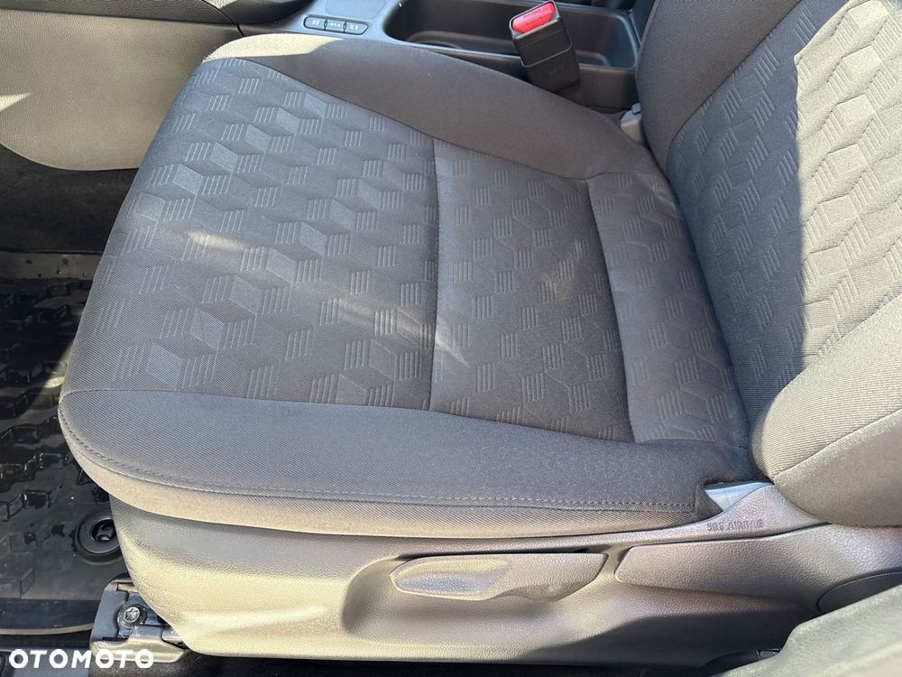 Toyota Yaris Hybrid 1.5 Active - 12