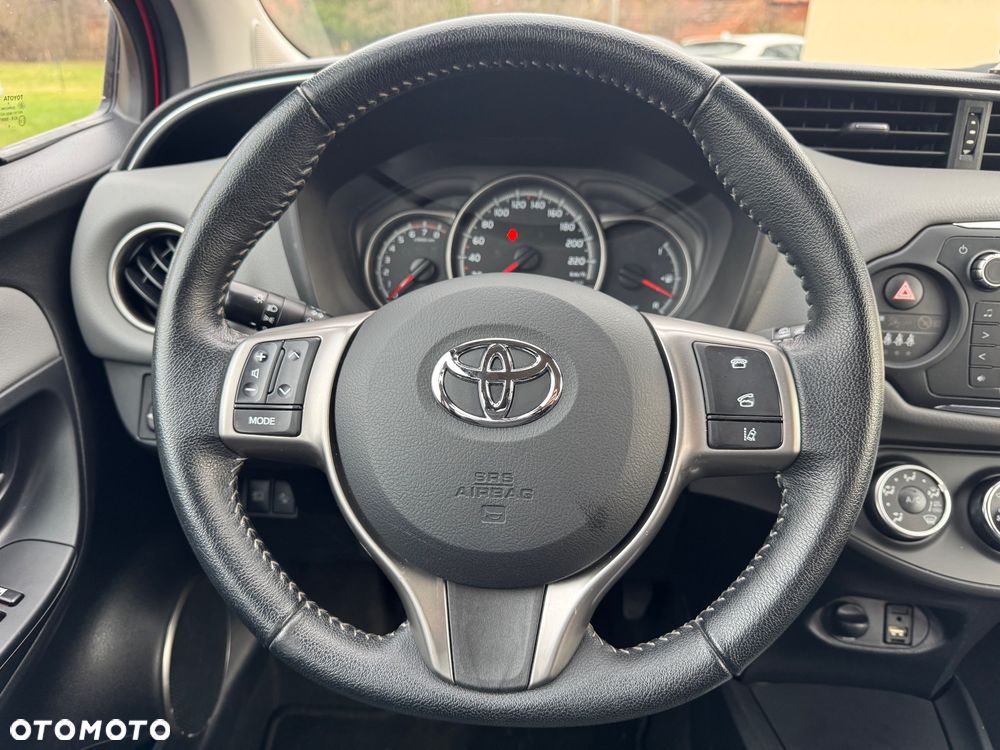 Toyota Yaris - 5