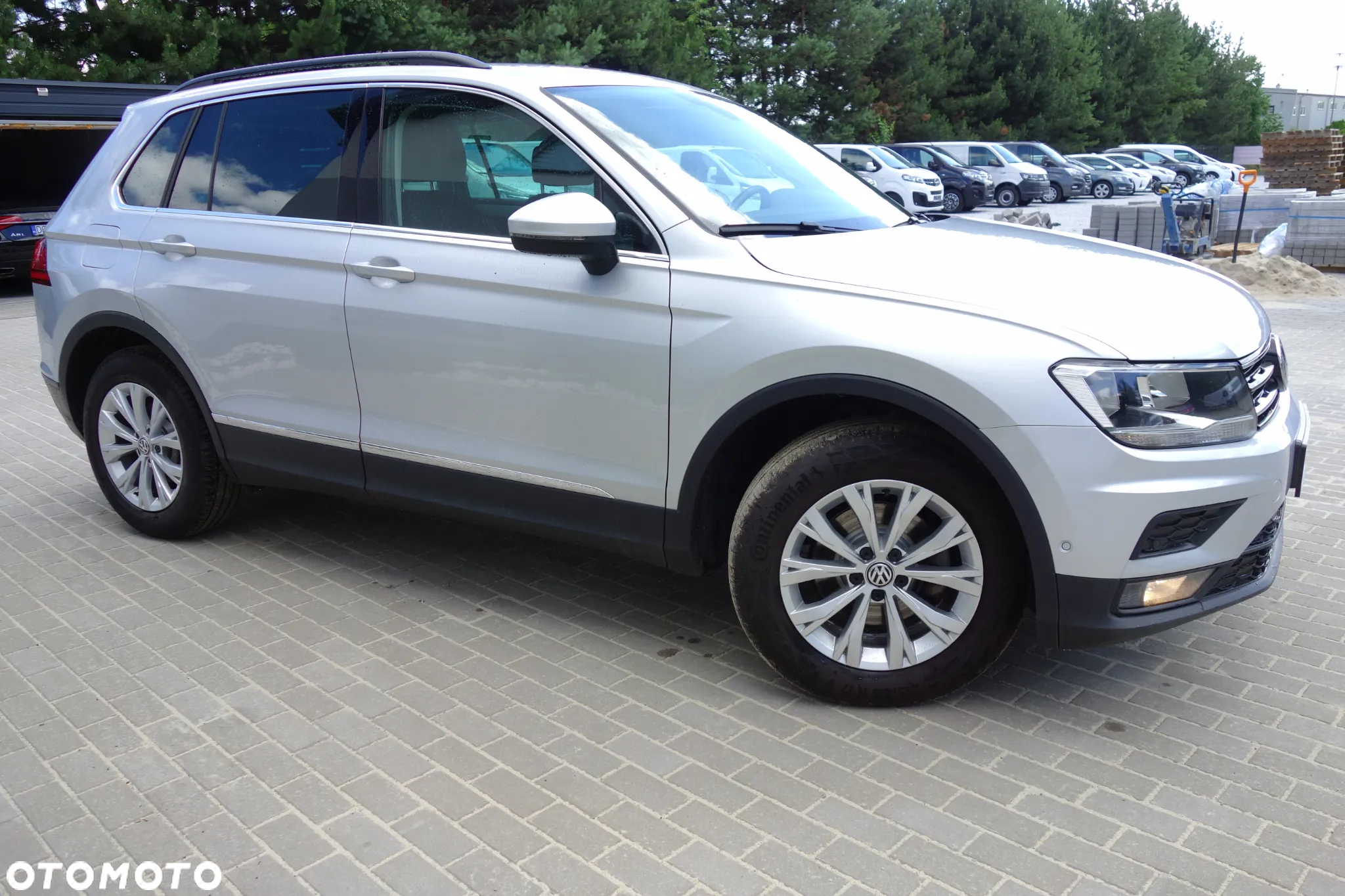 Volkswagen Tiguan - 28