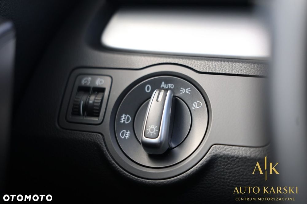 Volkswagen Passat - 22