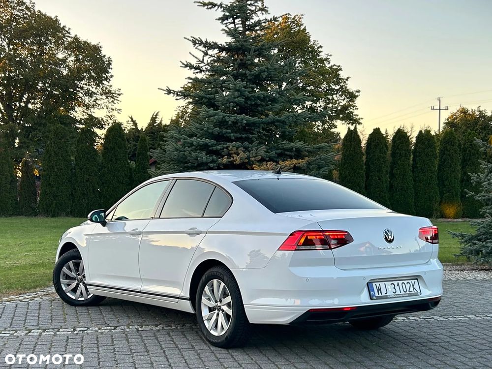Volkswagen Passat 2.0 TDI EVO Business - 11