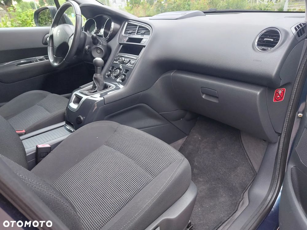 Peugeot 5008 1.6 THP Business Line - 10