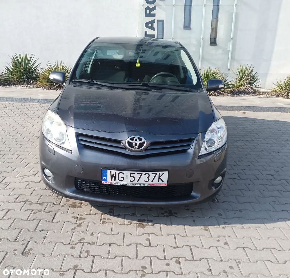 Toyota Auris 1.4 D-4D Terra - 13