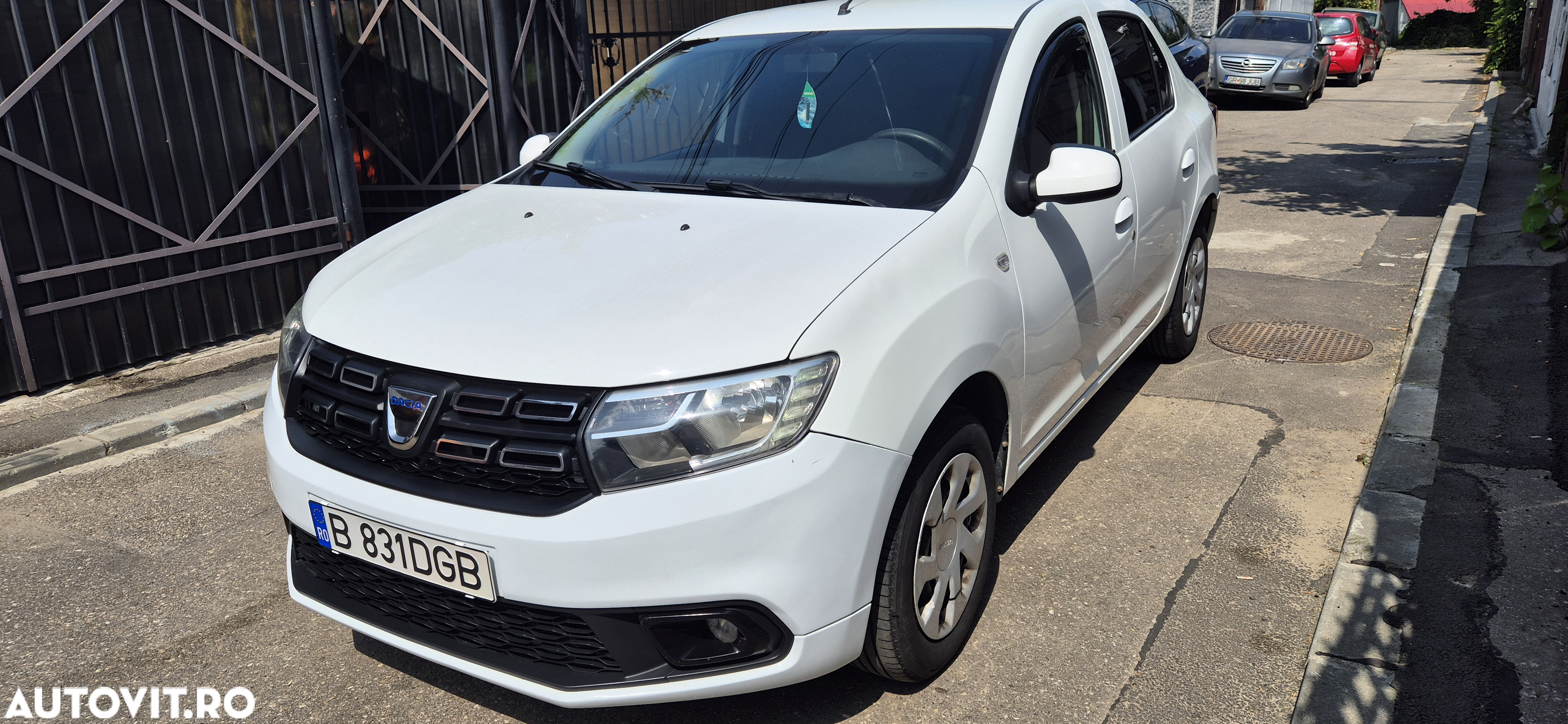 Dacia Logan - 2