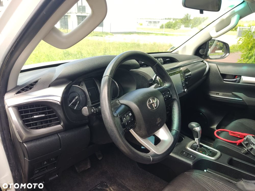 Toyota Hilux - 20