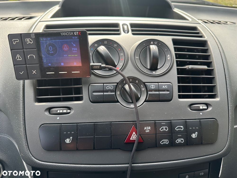 Mercedes-Benz Vito - 14