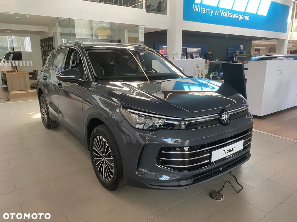 Volkswagen Tiguan - 2