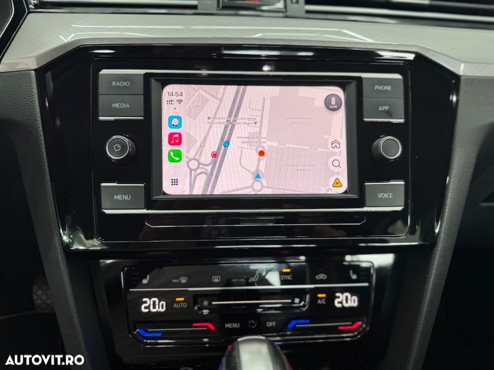 Volkswagen Passat 2.0 TDI DSG Comfortline - 9