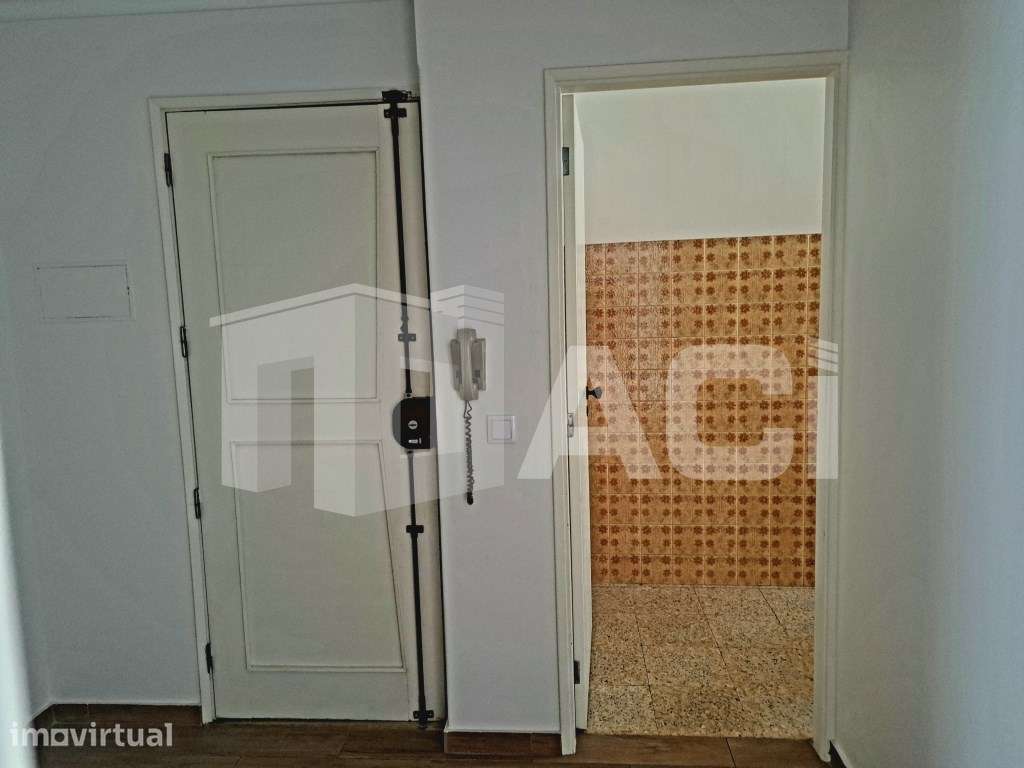 Apartamento T2- Centro da Cidade - Grande imagem: 2/18