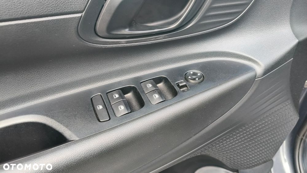 Hyundai i20 1.2 Modern - 13