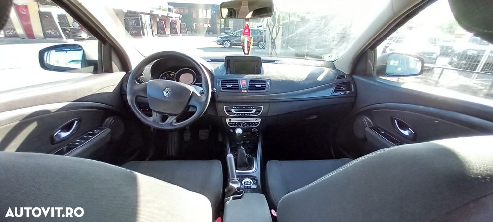 Renault Megane 1.9dCi Privilege - 16