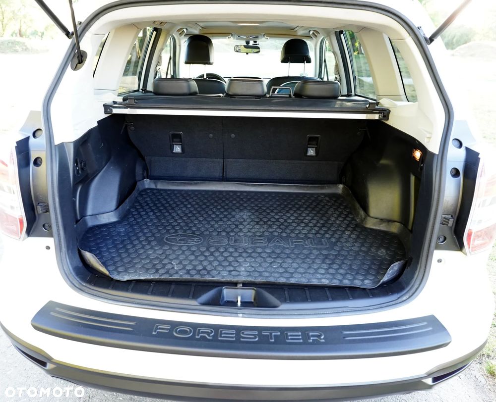 Subaru Forester 2.0D Sport - 16