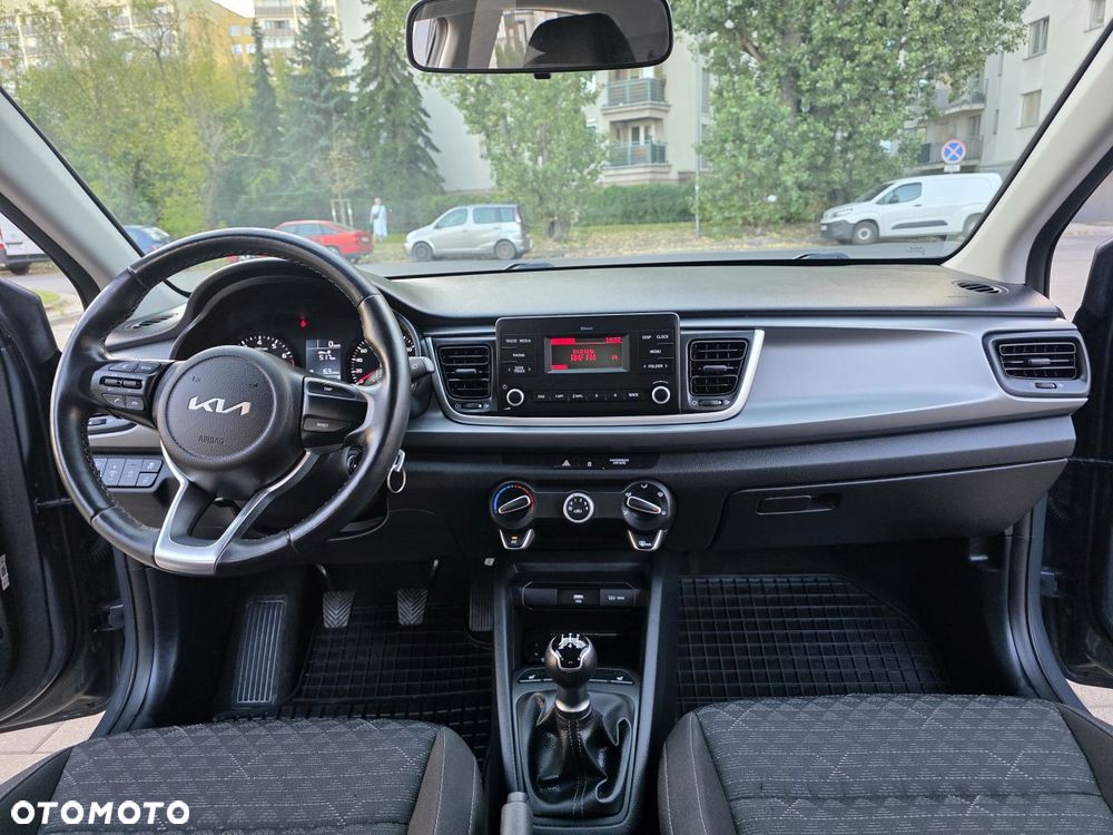 Kia Rio 1.2 M - 8