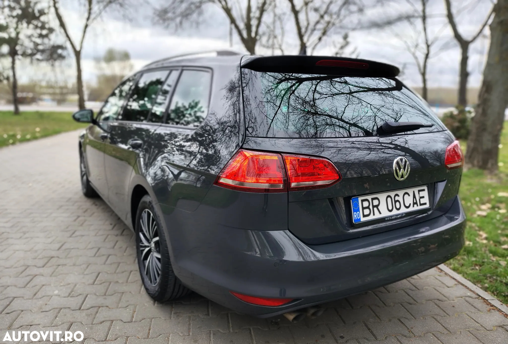 Volkswagen Golf Variant 2.0 TDI BlueMotion Technology DSG Allstar - 13