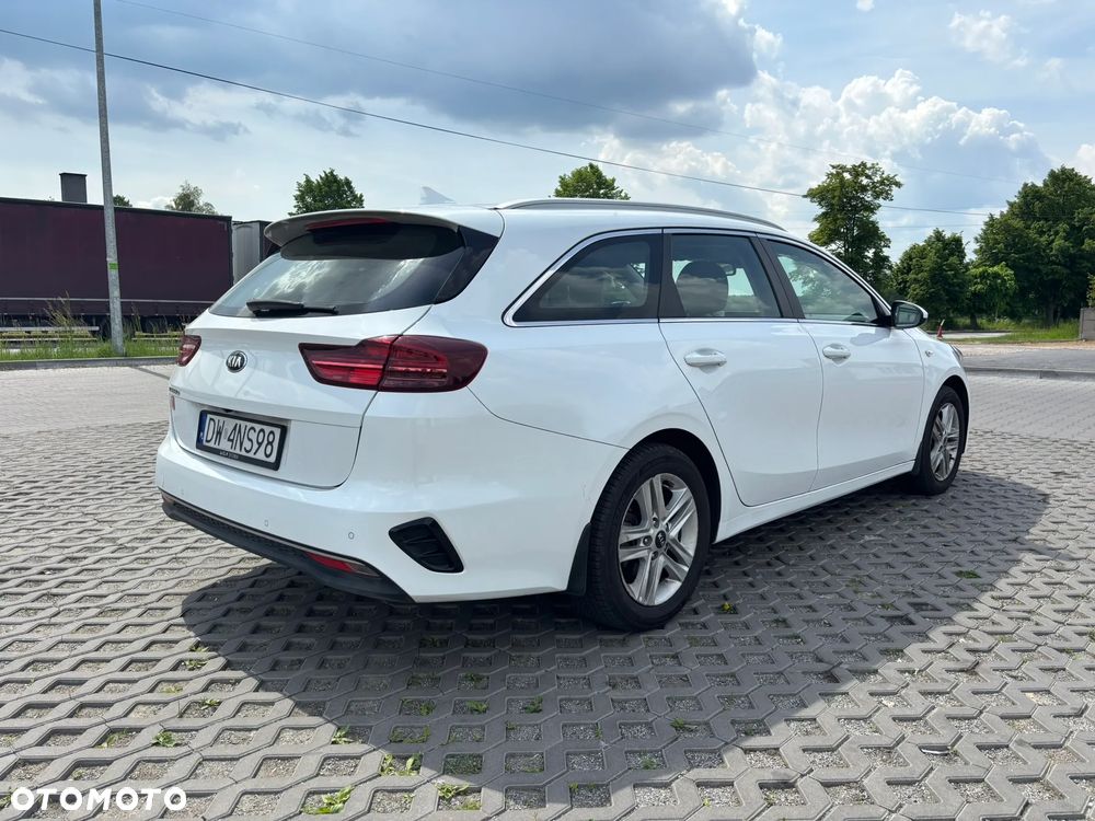 Kia Ceed 1.5 T-GDI L Business Line DCT - 7