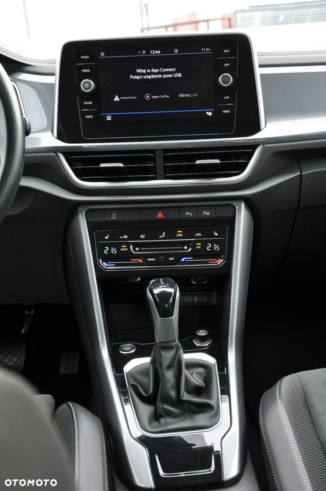 Volkswagen T-Roc - 28
