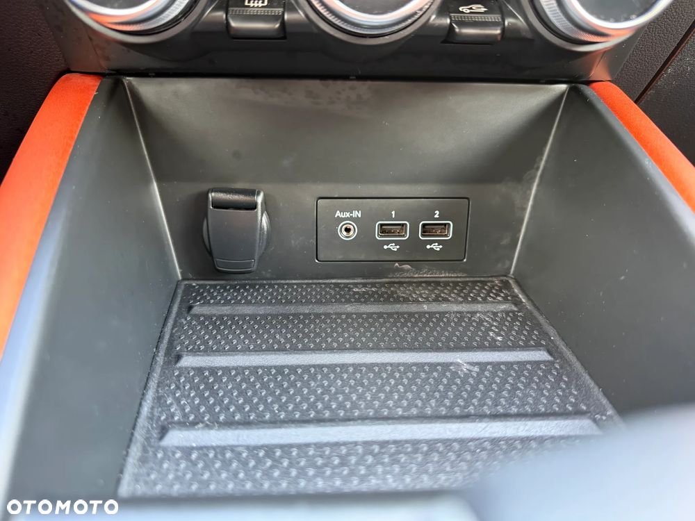 Renault Captur 1.3 TCe Intens EDC - 22