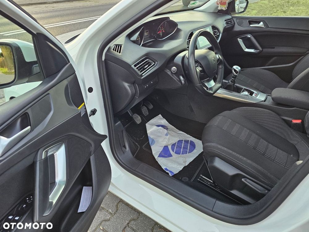Peugeot 308 - 19