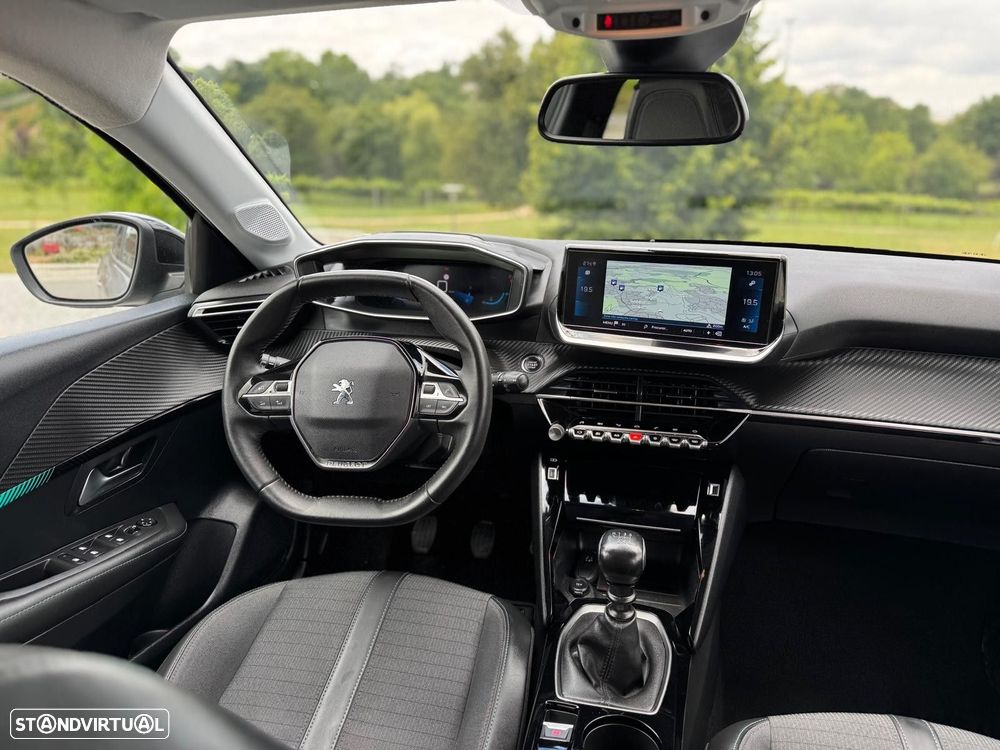 Peugeot 208 - 7
