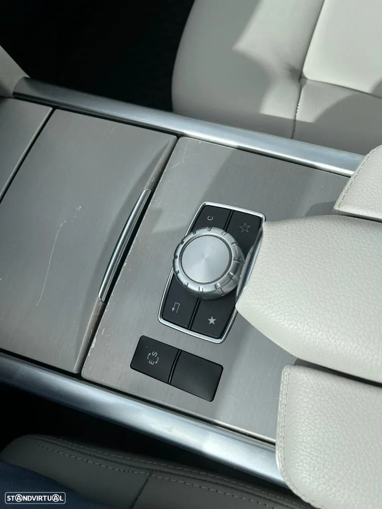 Mercedes-Benz E 200 BlueTEC Avantgarde Auto - 22