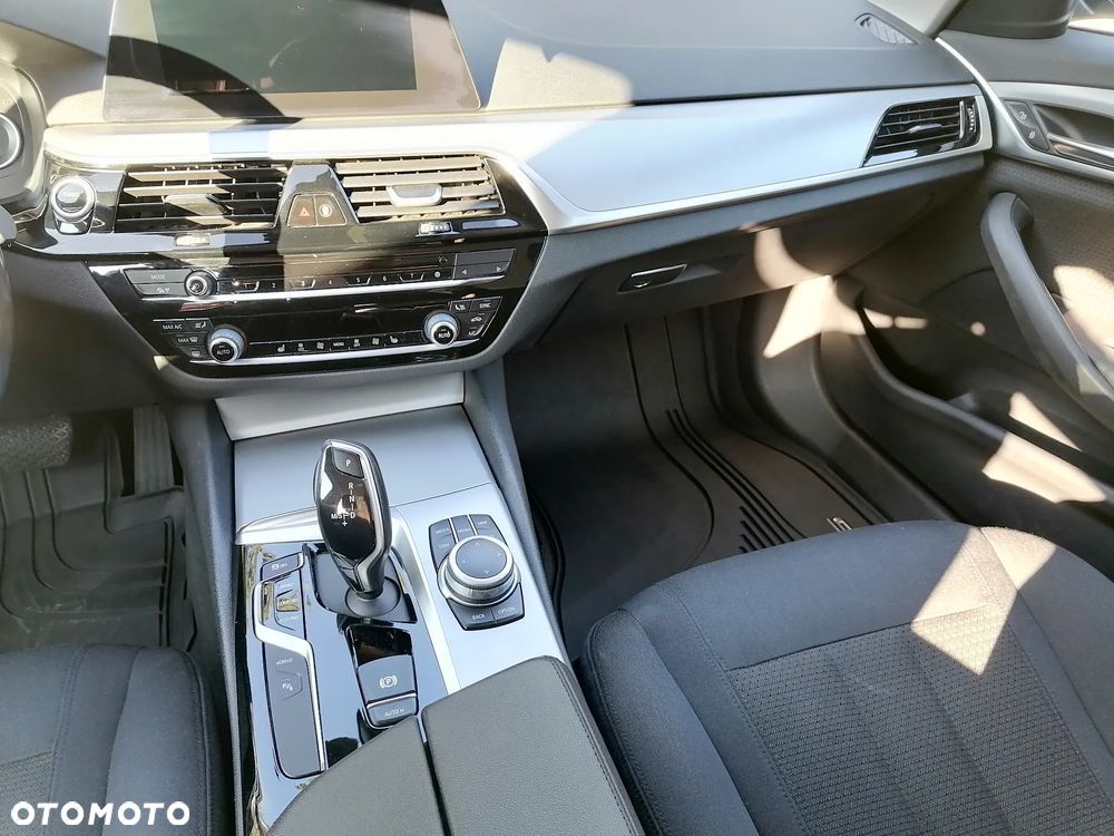 BMW Seria 5 - 30