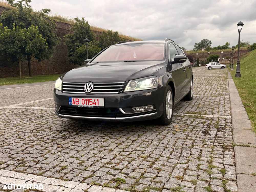 Volkswagen Passat 2.0 TDI DSG Highline - 10