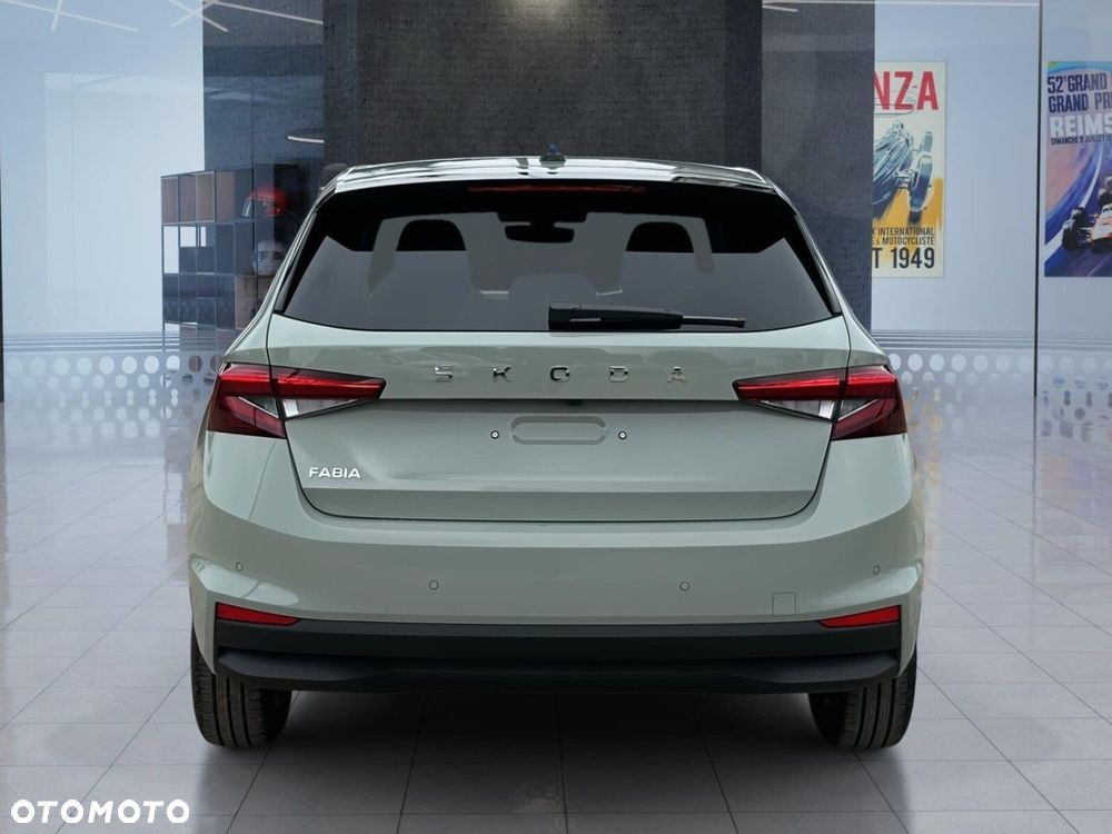 Skoda Fabia - 12