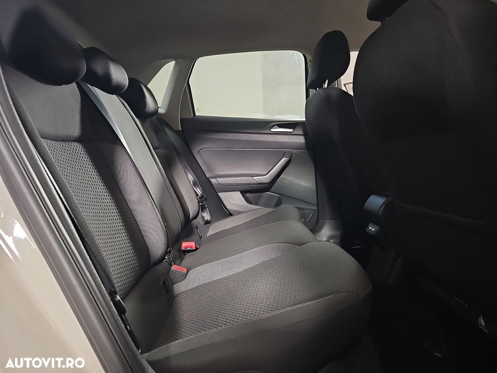 Volkswagen Polo - 13