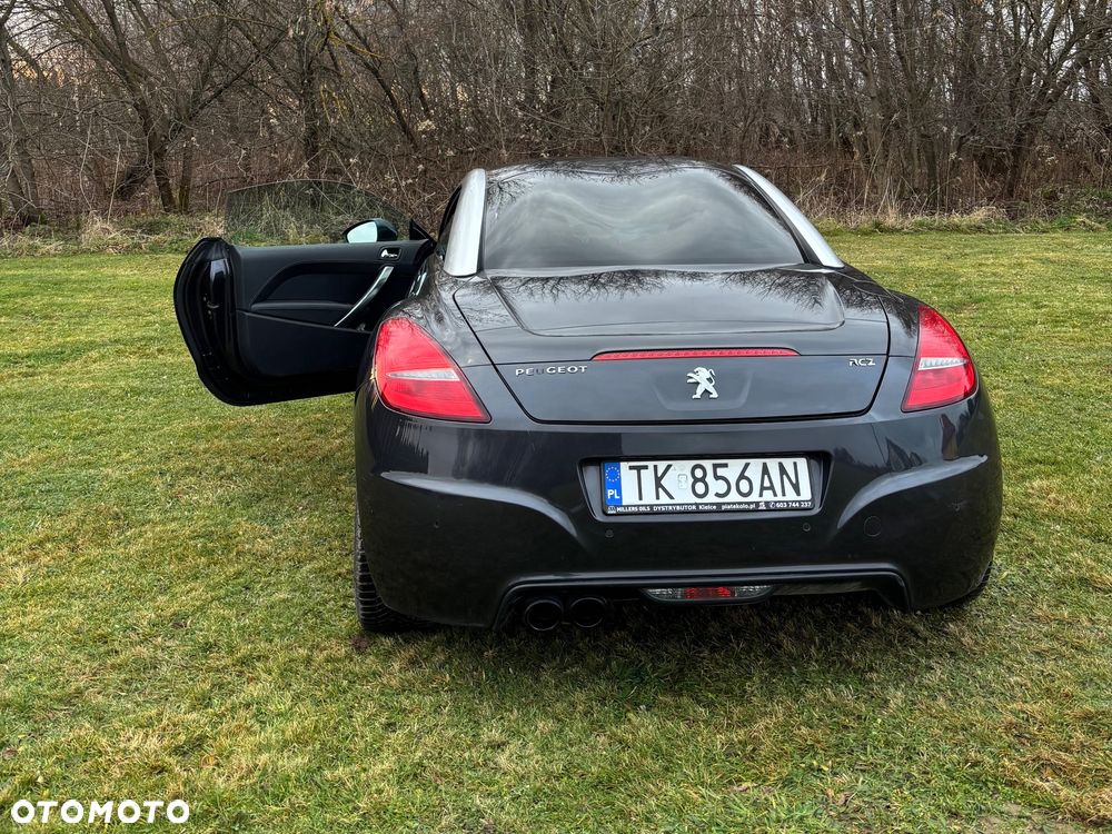 Peugeot RCZ - 2