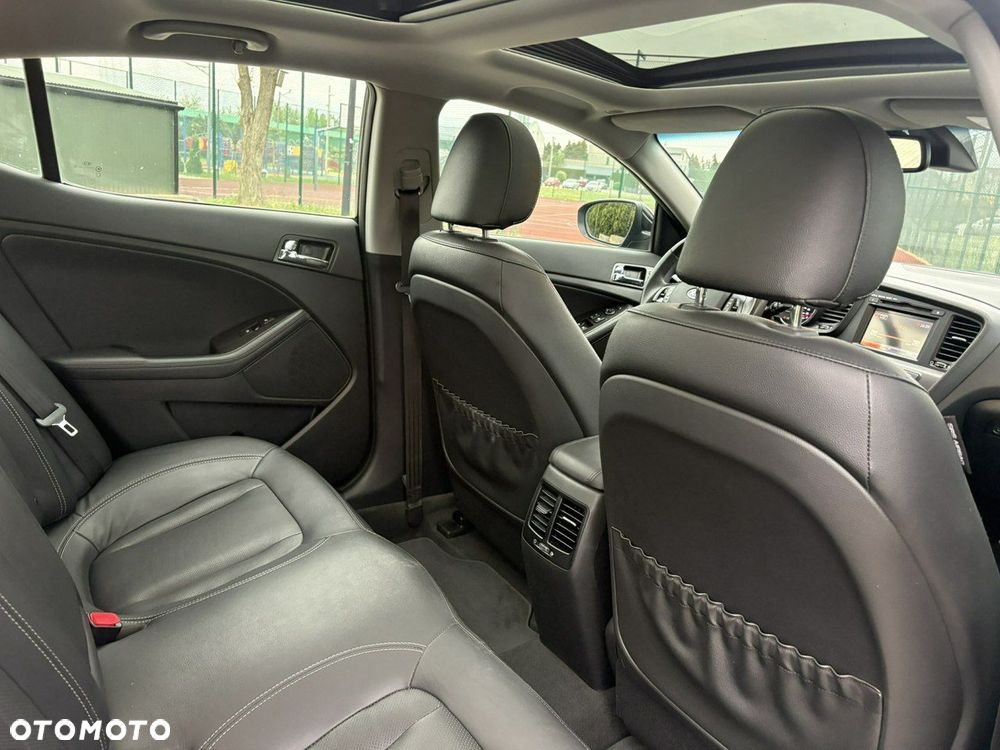 Kia Optima - 12