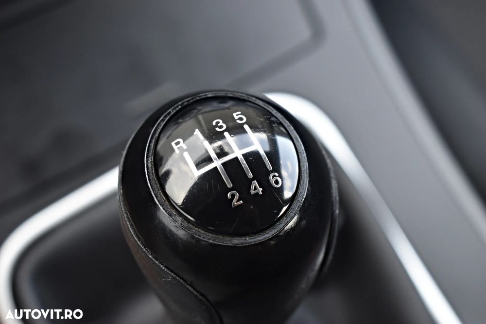 Mazda 3 1.6 MZ-CD DPF Exlusive-Line - 20