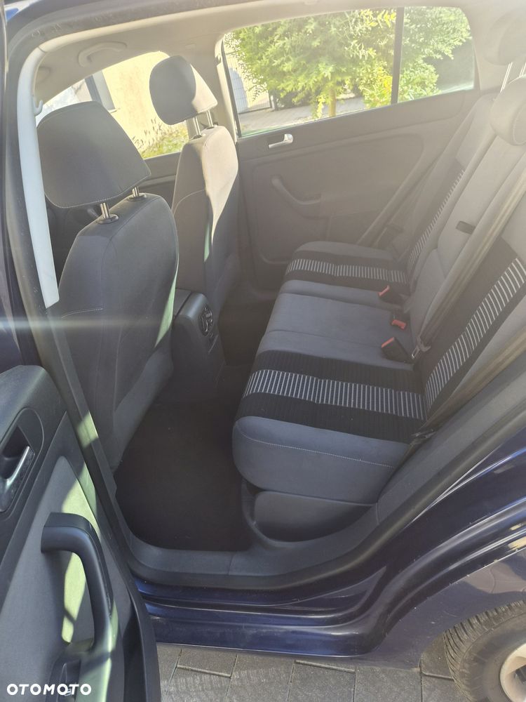 Volkswagen Golf Plus - 4