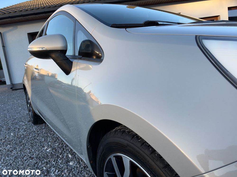 Kia Rio 1.4 CRDI Platinum Edition - 22