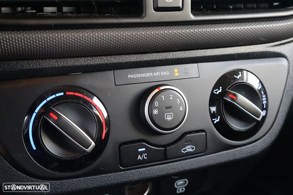 Hyundai i10 1.0 Comfort AMT (TT) - 15