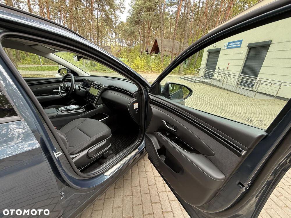 Hyundai Tucson 1.6 T-GDi HEV Executive 4WD - 29